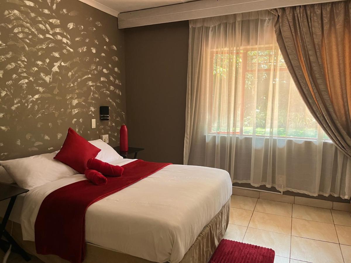 Angelmalatji Guesthouse Graskop Ngoại thất bức ảnh