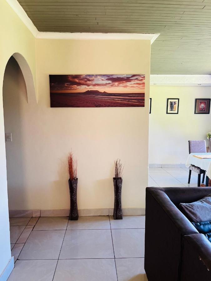 Angelmalatji Guesthouse Graskop Ngoại thất bức ảnh